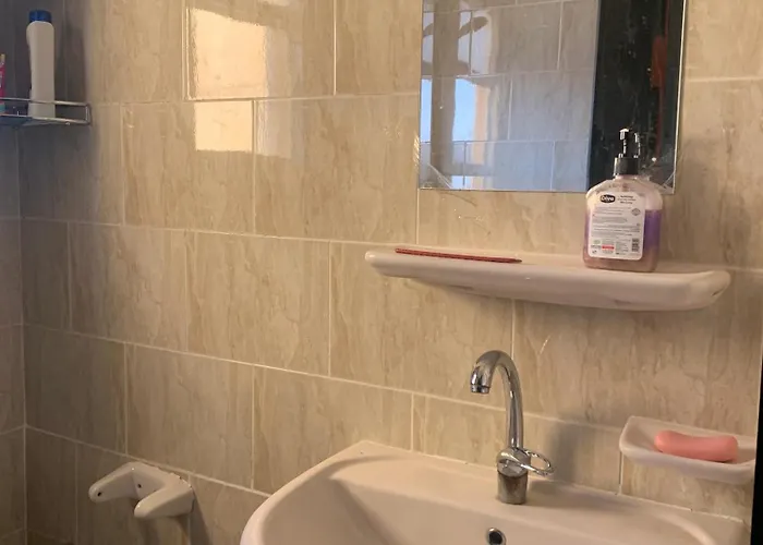 Tiba Aparthotel 3*